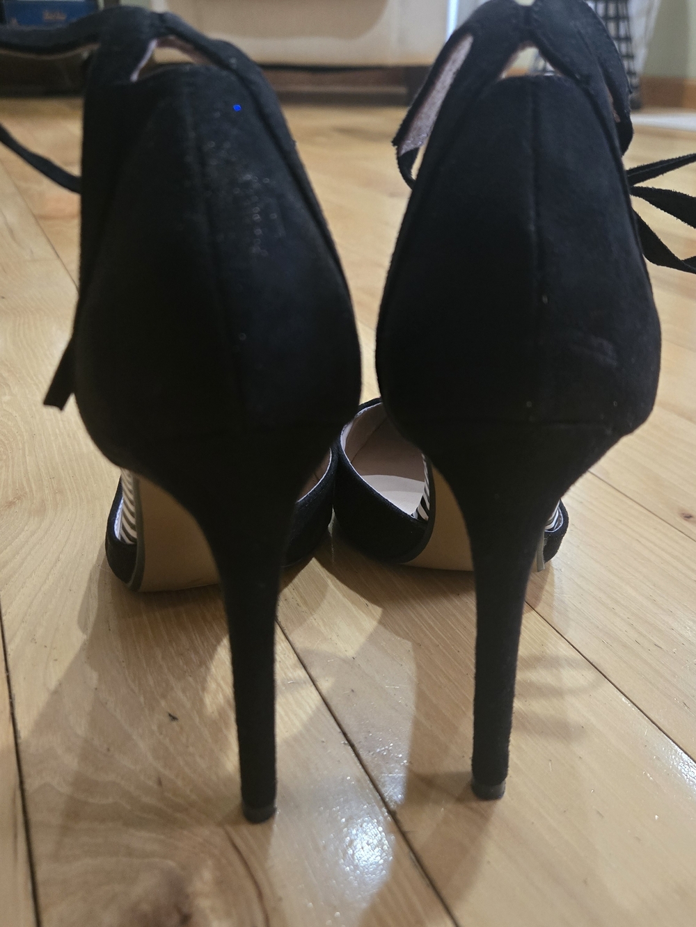 Betsey Johnson "Abbie" Floral Heels - Picture 9 of 10